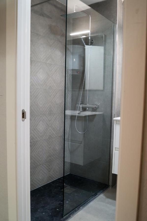 Apartamento Novelty Apartment ซาลอว์ ภายนอก รูปภาพ