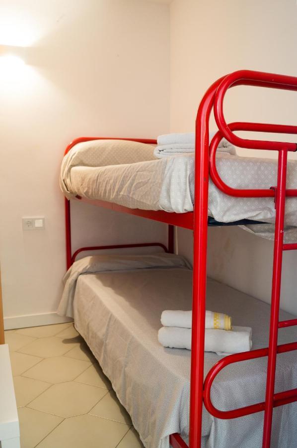 Apartamento Novelty Apartment ซาลอว์ ภายนอก รูปภาพ
